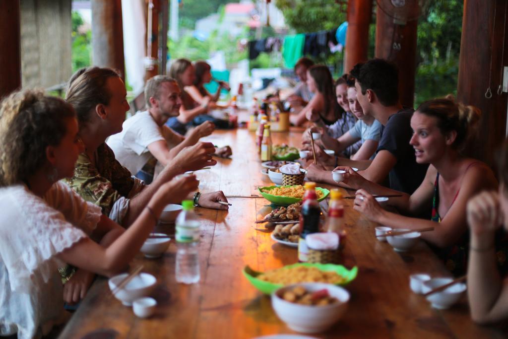Woodstock Beach Camp Hien Hao Buitenkant foto